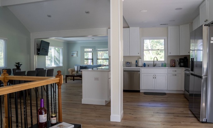 Blue Heron Lake House | Saltwater Solace Fripp Island SC - 4 Bdrm/3 Bath Pet Friendly ($100 per pet)