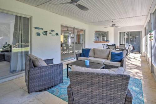 Crystal River House | Salty Seahorse in Crystal River Canal Front