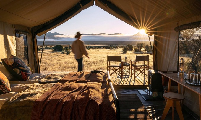 Blue Crane Route Cabin | Samara Karoo Reserve