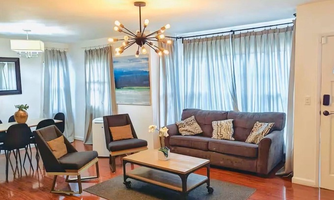 Lincoln Acres House | San Diego South Bay Home - 3Bd/1.5Bth/Driveway/Yard near Gaylord Resort