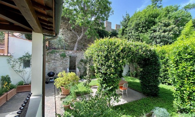 San Niccolo Apartment | San Niccolò City Walls Garden