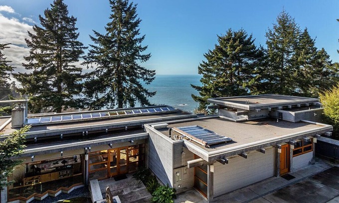 Trinidad House | Sanctuary House - Architectural Gem w/Ocean Views!