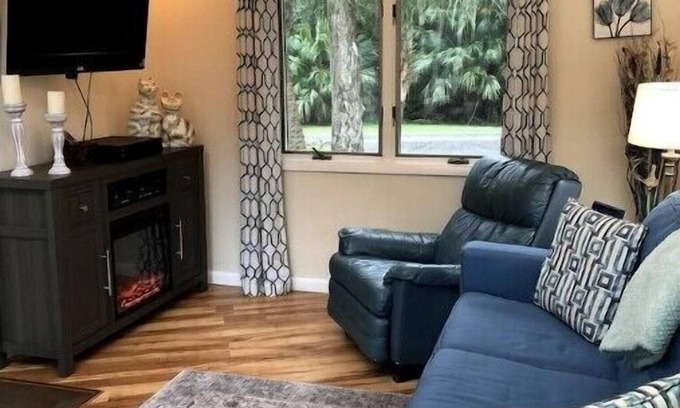 Astor Apartment | Sanctuary on Lake George, Waterfront Paradise!n