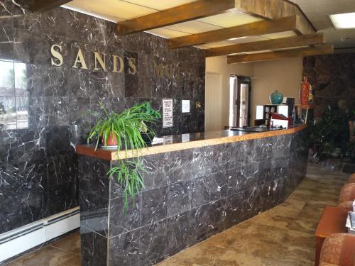 Cheyenne Hotel | Sands Motel