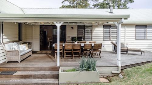 Narrawallee House | Sandy Cottage