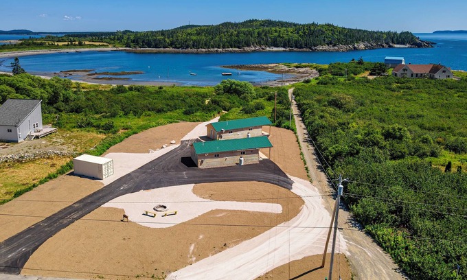 Lubec Cabin | SANDY'S BEACHFRONT CABIN A visit eastern most point in US 1 mile by state park