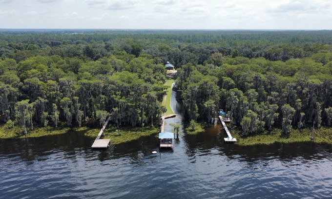 Melrose House | Santa Fe Lake Front with Canal for your Boat