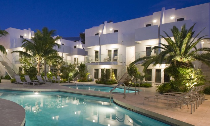 Uptown - Upper Duval Resort | Santa Maria Suites