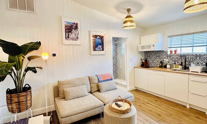 Zephyrhills Apartment | Santorini Cabana in Zephyrhills