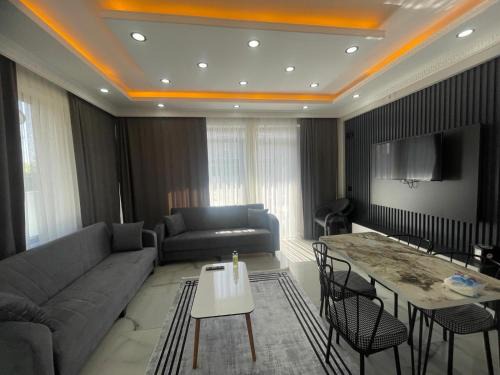 Kocaali Apartment | Sarımeşe Havuzlu Villa