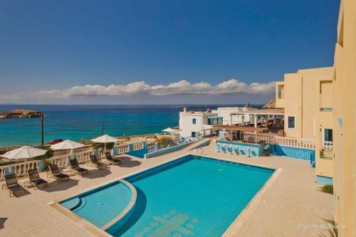 Lefkos Hotel | Sarris Hotel