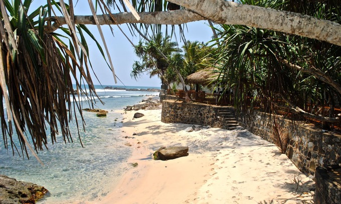 Talpe Villa | SATIN DOLL