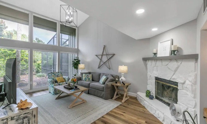 Sawgrass House | Sawgrass Splash! 2 bed/2 bath.WALK to the BEACH!