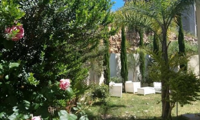 Isfiya Hotel | Sawsana's Suites