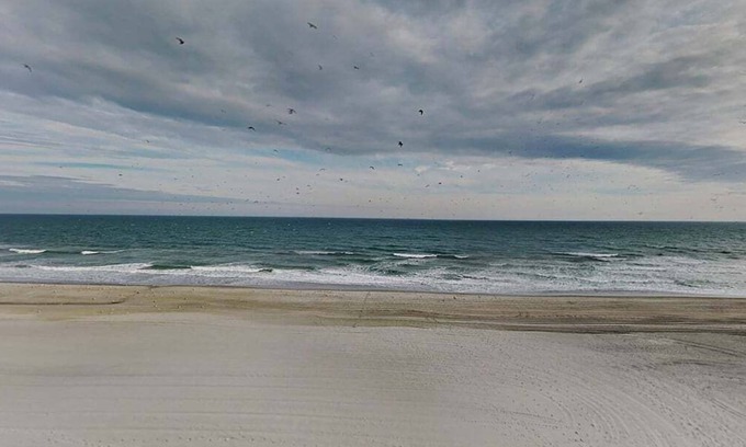 The Dunes Condo | SBC | Beautiful 2BR | Oceanfront Condo | w/pools! | SBC 515