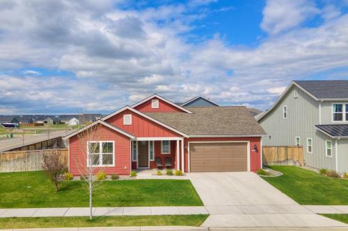 Bozeman House | Scenic Modern Home with Private Patio & Fireplace