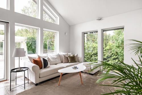 Vidja Villa | Scenic Retreat Near Stockholm