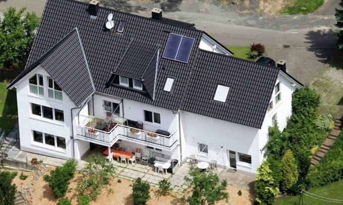 Waßmuthshausen Apartment | Schöne Ferienwohnung mit gemütlicher Terrasse