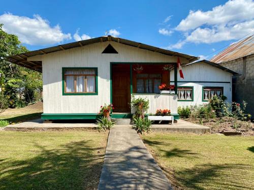 Oxapampa Ski Chalet | Schütze-Haus