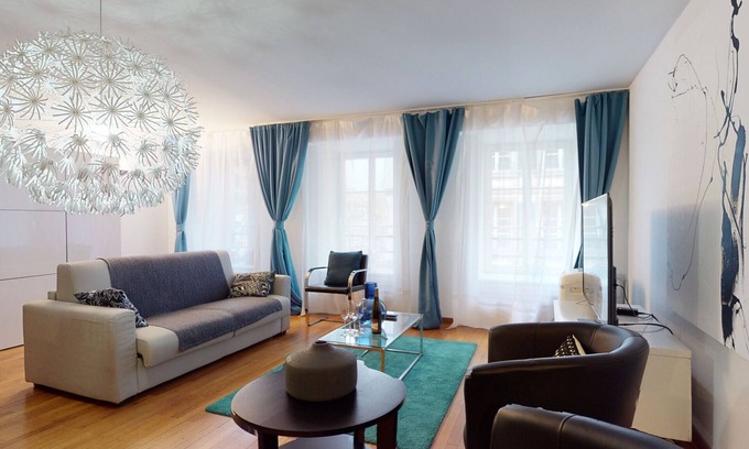 Old Town Apartment | schaeffer 80m2 city center up to 4