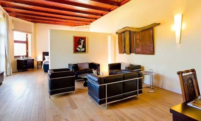 Lohme Apartment | Schloss Hochzeitssuite bis 3 Personen Hochzeits Suite - Schloss Ranzow - Privathotel, Wellness,