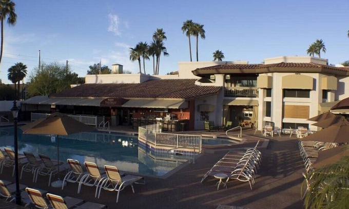 Arcadia Condo | Scottsdale Camelback Resort Spacious 2BR Condo with Playground