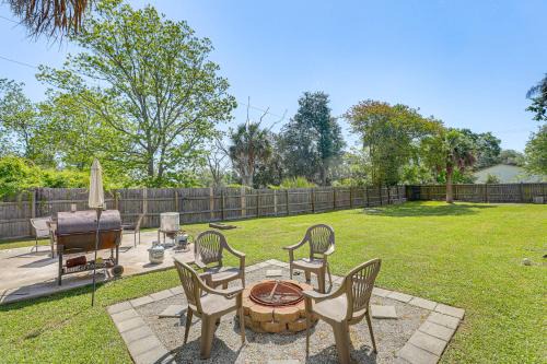 Charleston House | Screened Porch and Grill Spacious Charleston Home!