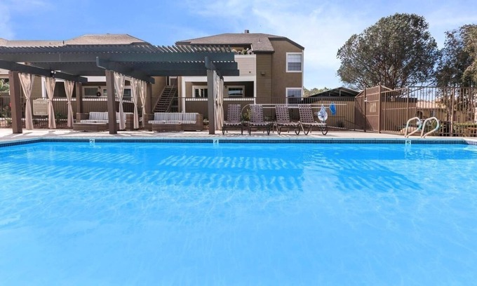 San Diego Apartment | Scripps Landing at Mira Mesa: Stylish 1-Bedroom Home in a Prime Location