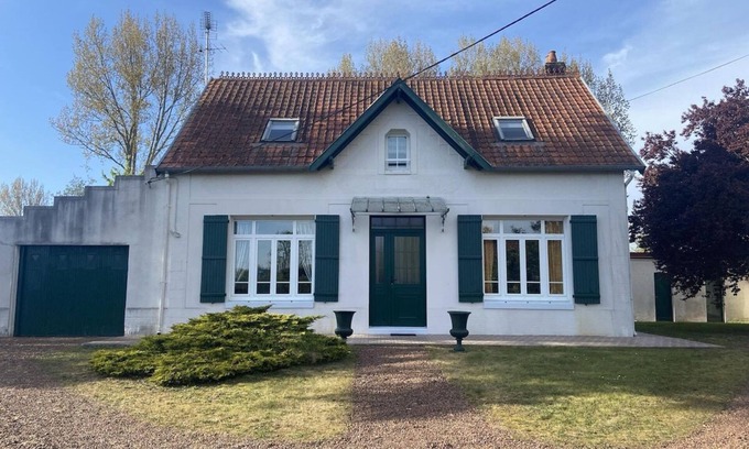 Quend House | Sea and Countryside, house surrounded by a private garden