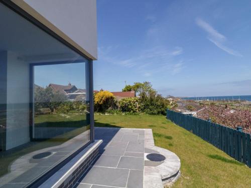Donaghadee House | Sea and Sky