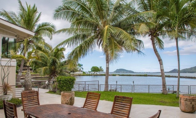 Kaneohe House | Sea Breeze Estate~Can sleep up to 24! Waterfront, Spa, AC!
