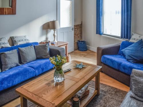 Hopton House | Sea Breeze