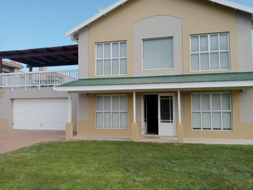 Still Bay House | Sea Breeze