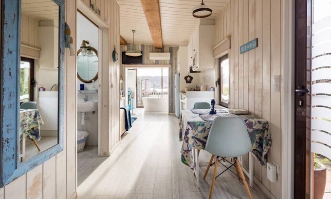 Cee House | Sea not Camiño. Views of the sea, garden, terraces and barbecue.