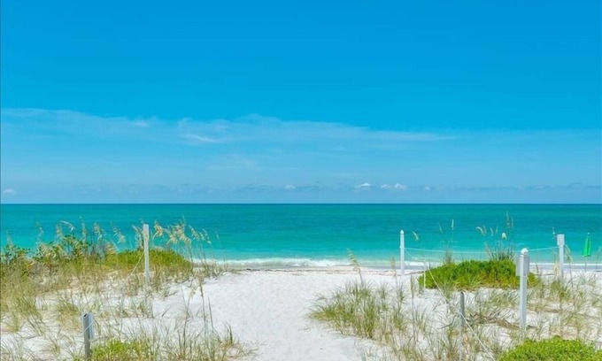 Boca Grande Condo | Sea Oats 222 2 Bedroom Condo by RedAwning