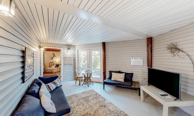 Surf Side Shores House | Sea Shell - Unit B