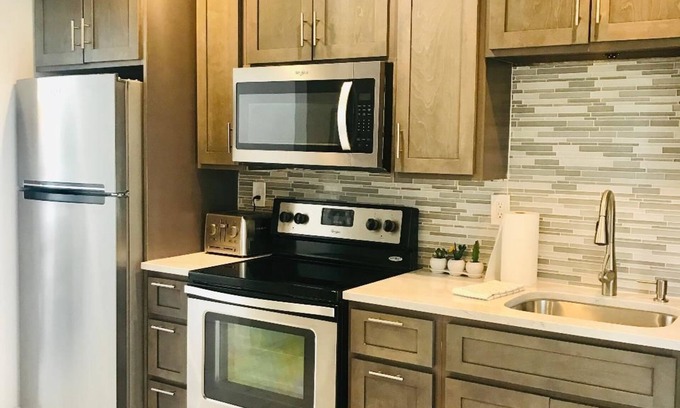 Central Beach Hotel | Sea Turtle Inn