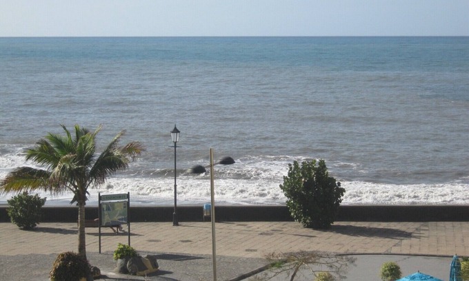 Puerto de Tazacorte Apartment | Sea-view Double Bedroom Apartment by the beach in Puerto de Tazacorte, La Palma