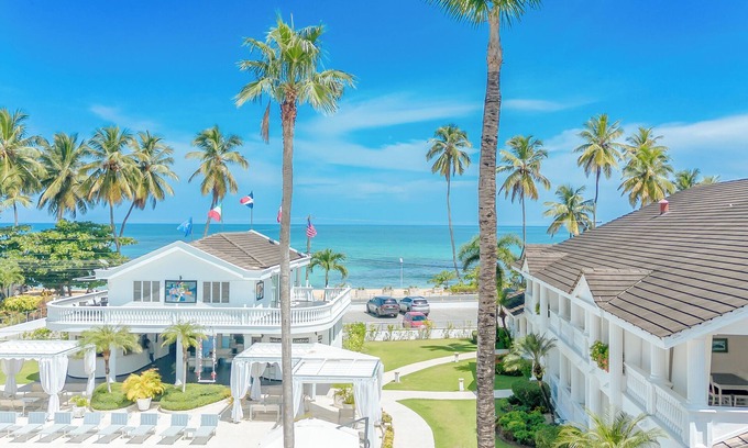 La Iglesia Apartment | Sea View Duplex /Near Beach and in the heart of the Center/Pool/Free Wifi