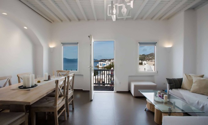 Mykonos Hotel | “SeaBlue Venice” House 3