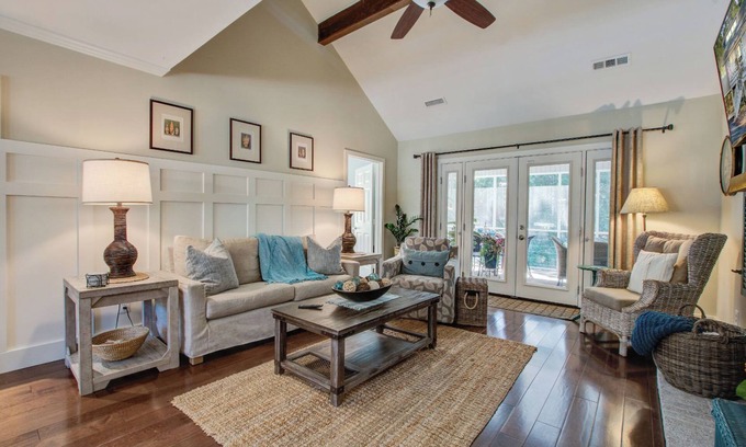 Tarpon Pond Cottage | Seabrook Exclusives | 519 Tarpon Pond