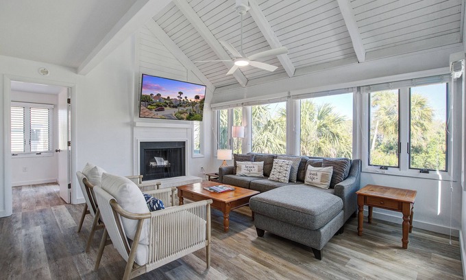 Sealoft Villas Villa | Seabrook Exclusives | 921 Sealoft