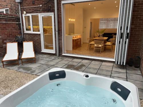 Seaham House | Seaglass No2 - Luxury 3 bed with optional hot tub