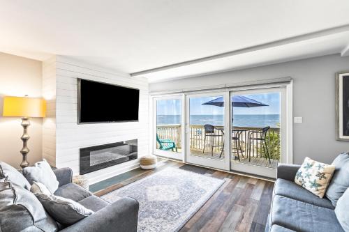 Isle of Palms Apartment | Seagrove Villa 11C - Oceanfront View! Center of Resort!
