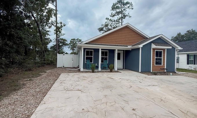 Crawfordville House | "Seas The Day" in this newer construction home located in Crawfordville.