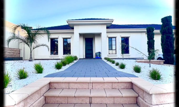 Wallaroo House | Seas the Day Wallaroo