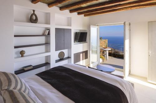 Ano Meria Apartment | Seascape Suites Folegandros