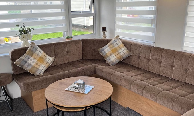 Prestatyn Cabin | Seaside Caravan Retreat in Prestatyn