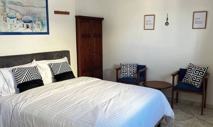 Avlakia Apartment | Seaside studio for two