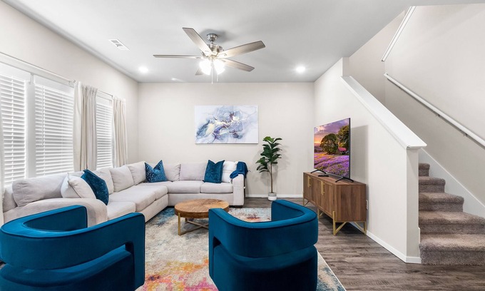 Fayetteville House | SEC & Family Fun, All in Onen